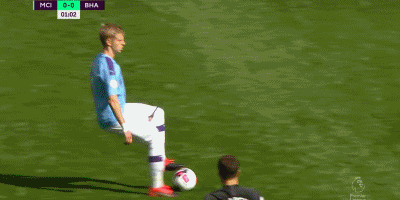 巴恩斯对战曼城全场数据：2粒进球，18次传球16次成功