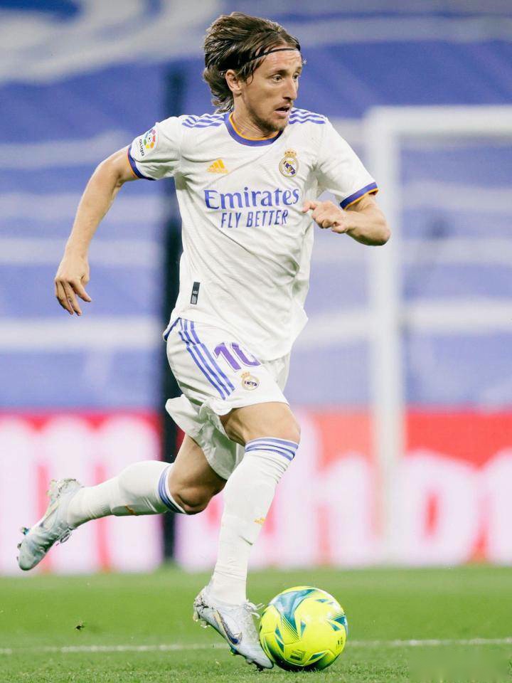 克尔费尔德：成为首位单场对诺伊尔打进两个点球的人？太棒了