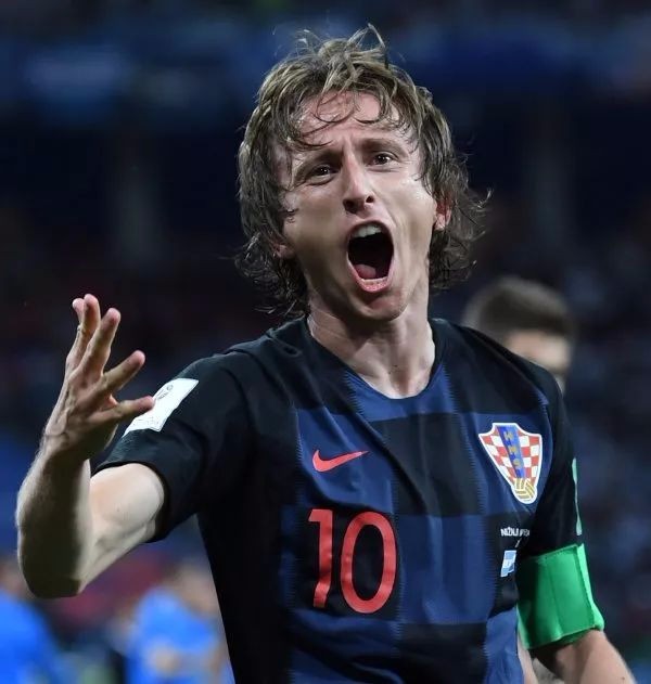 36球，劳塔罗超越克雷斯波独占阿根廷队史射手榜第四位